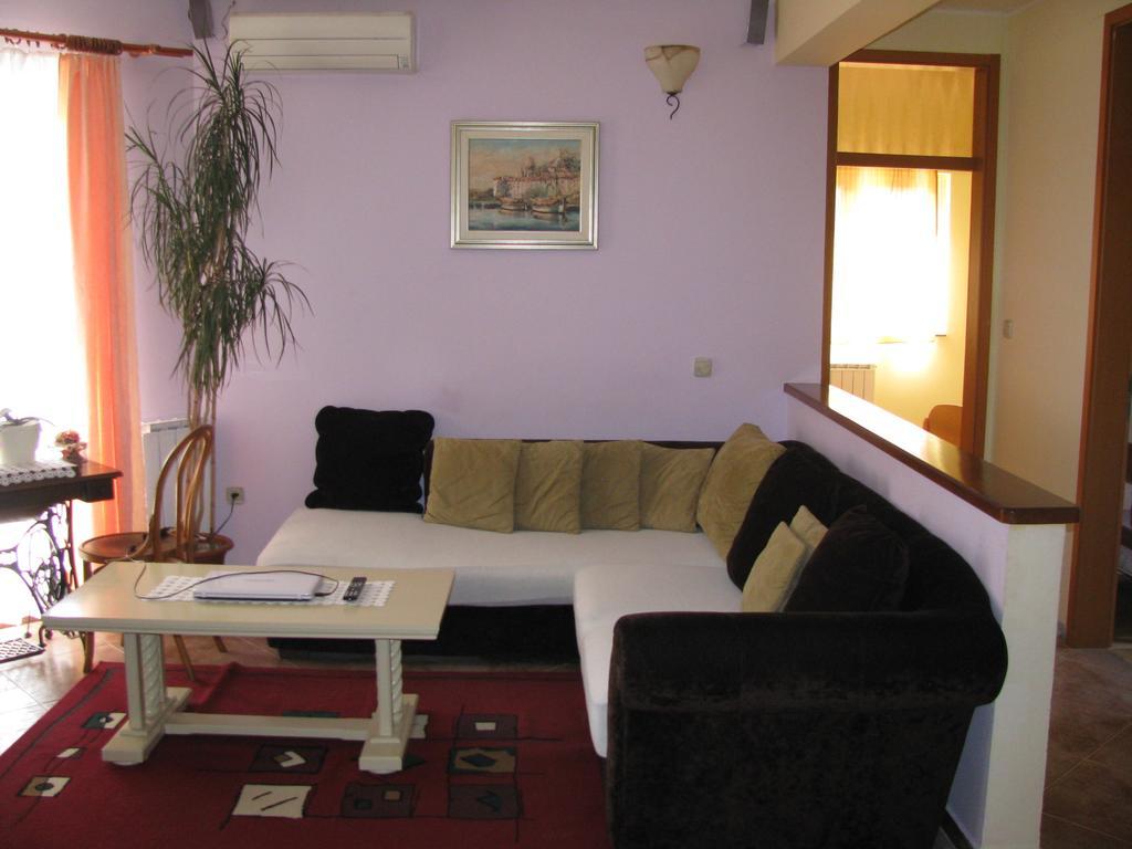 Apartment Megi Tribalj المظهر الخارجي الصورة