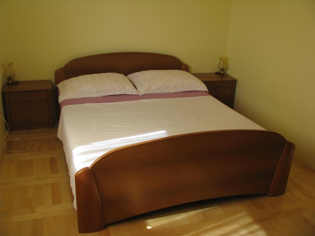 Apartment Megi Tribalj الغرفة الصورة