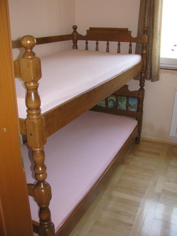 Apartment Megi Tribalj المظهر الخارجي الصورة